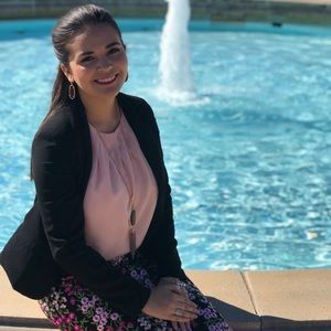 Meet your Posher, Edith